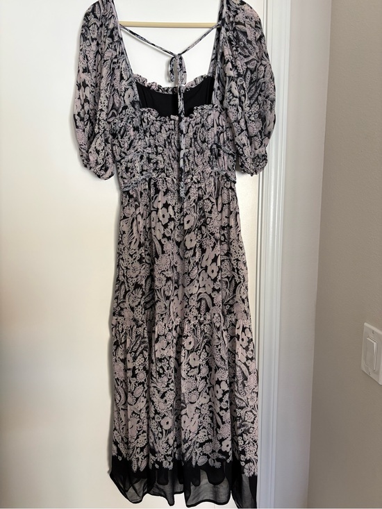 Anthropologie Dresses & Skirts - Anthropologie Black and Cream Floral Midi Dress